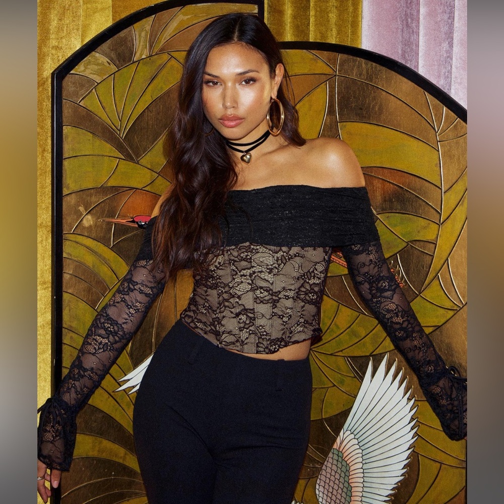 Princess Polly cherli lace black long flare sleeve witchy corset going out top 4